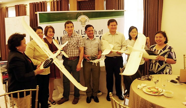 SEARCA and UPLBFI turnover of drones to DA-SWCCO. In the pictures are DA Regional Executive Directors, Director Alicia Ilaga, Dr. Rex Victor Cruz, Dr. Lope Santos III, and Dr. Rogel Mari Sese. 
