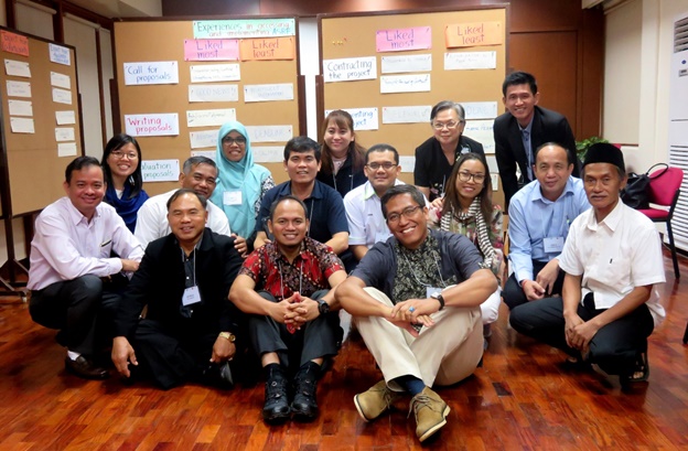The participants pose for a group photo with Facilitator, Dr. Daylinda B. Cabanilla, at the end of the workshop.