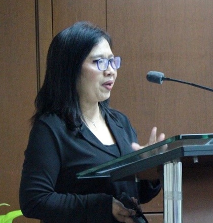 Ms. Salvacion M. Ritual, Chief of the DA-BAR Program Monitoring and Evaluation Division, discussed about the Community-based Participatory Action Research (CPAR).