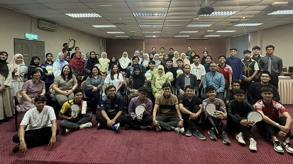 Thirty-eight pre-university students of Pusat Asasi Sains Universiti Putra Malaysia (ASPutra) participate in the Sowing Seeds agriculture career orientation program organized by SEARCA.