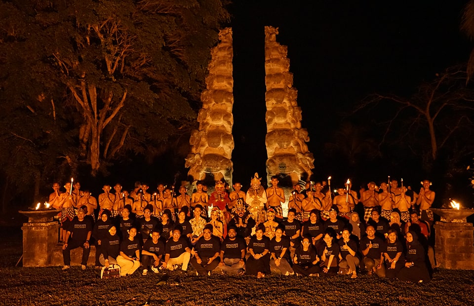 Delegates during the cultural activities organized by UGM.