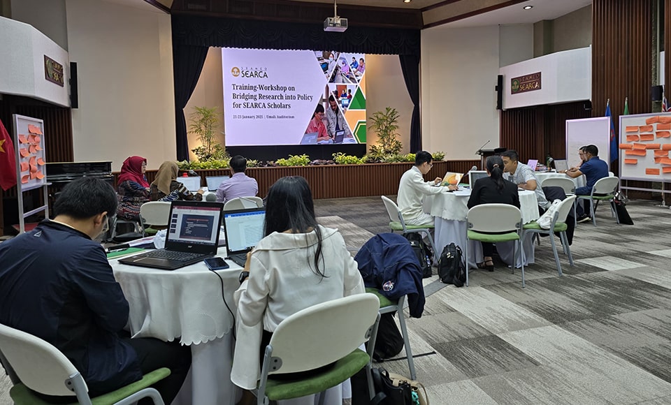 SEARCA empowers scholars with a training workshop on translating research into policy for sustainable development in Southeast Asia