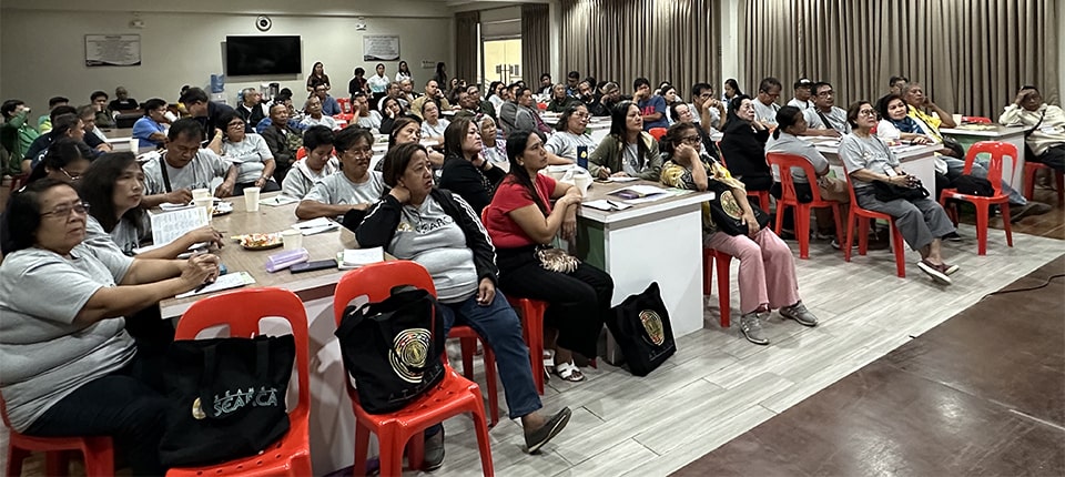 Over 70 rice production stakeholders actively participate in the learning session and roundtable discussion in San Mateo, Isabela.